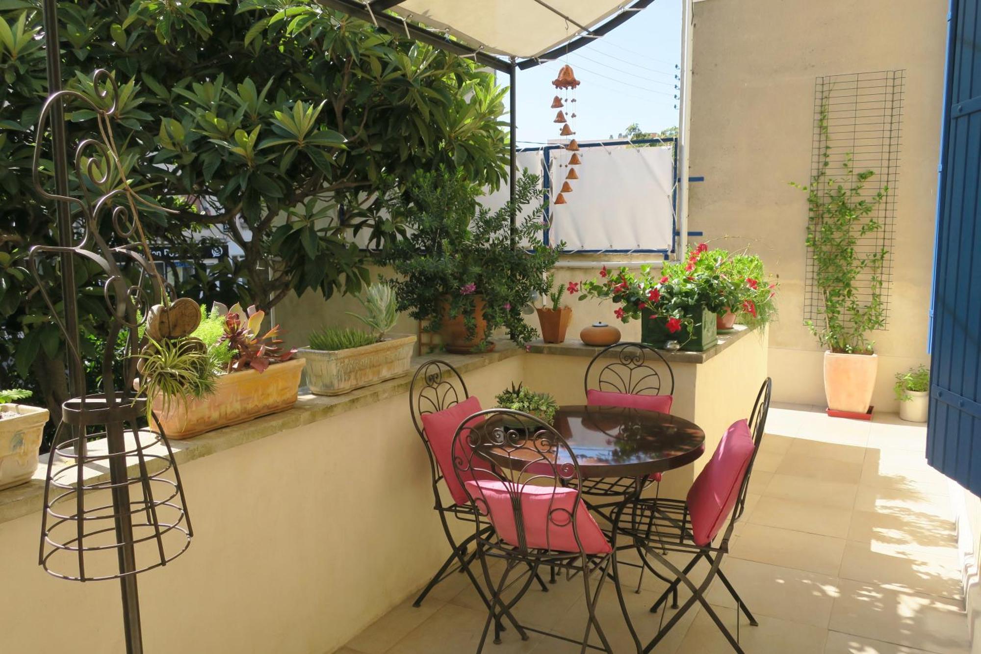 Tombe La Nefle Bed & Breakfast Avignon Exterior photo